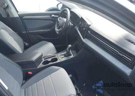 2025 Volkswagen Jetta 1.5T Se from USA, damaged, VIN 3VW7X7BU8SM034218